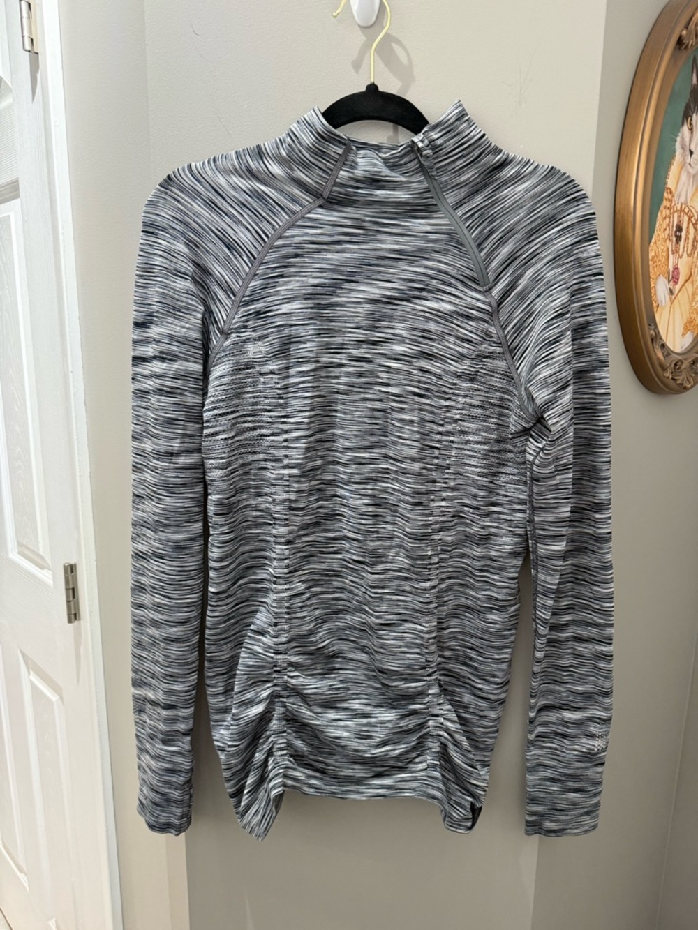 Athleta Gray Long Sleeve Workout Top-Md